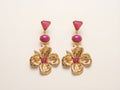 ✨ Boucles d’oreilles Sablea – Fleur dorée & éclat rose