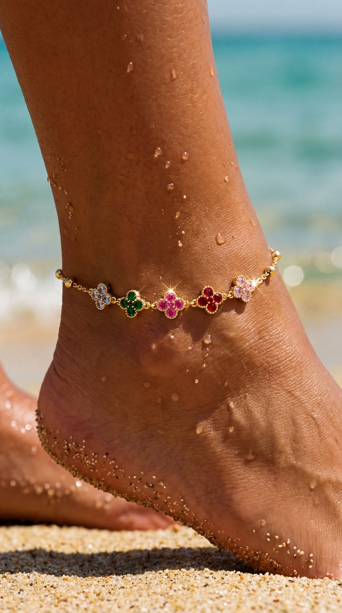 ✨ Chaîne de cheville Mia – Fleurs colorées dorées
